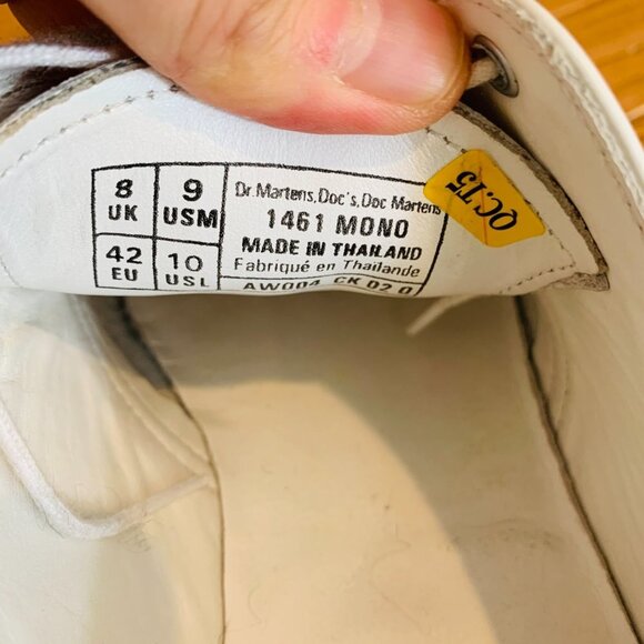 Dr. Martens Women's 1461 Mono 3-Eye White Smooth Leather - Picture 15 of 16